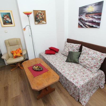 Apartment Dina Ρόβινι Εξωτερικό φωτογραφία